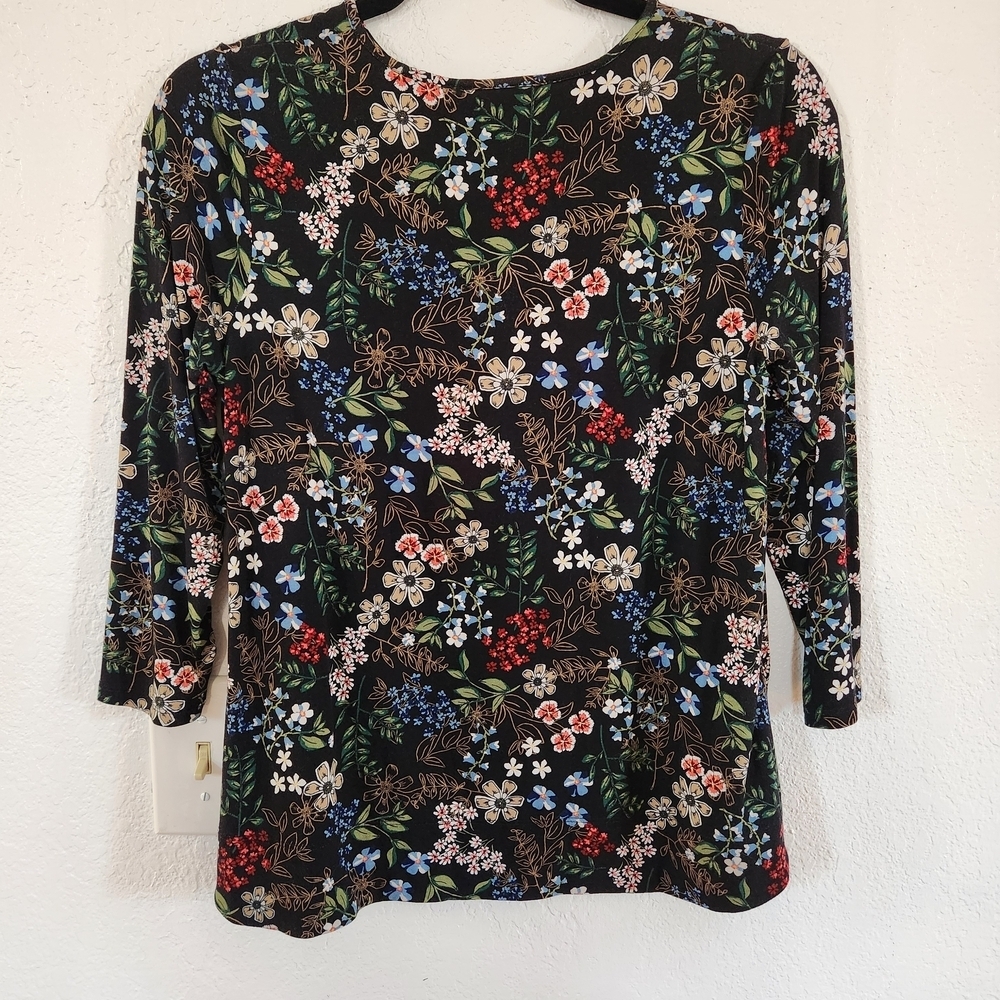 J.‎ Jill Spring Black Floral Print Women's Top Stretchy T Shirt Boho Cottagecore - Picture 6 of 6
